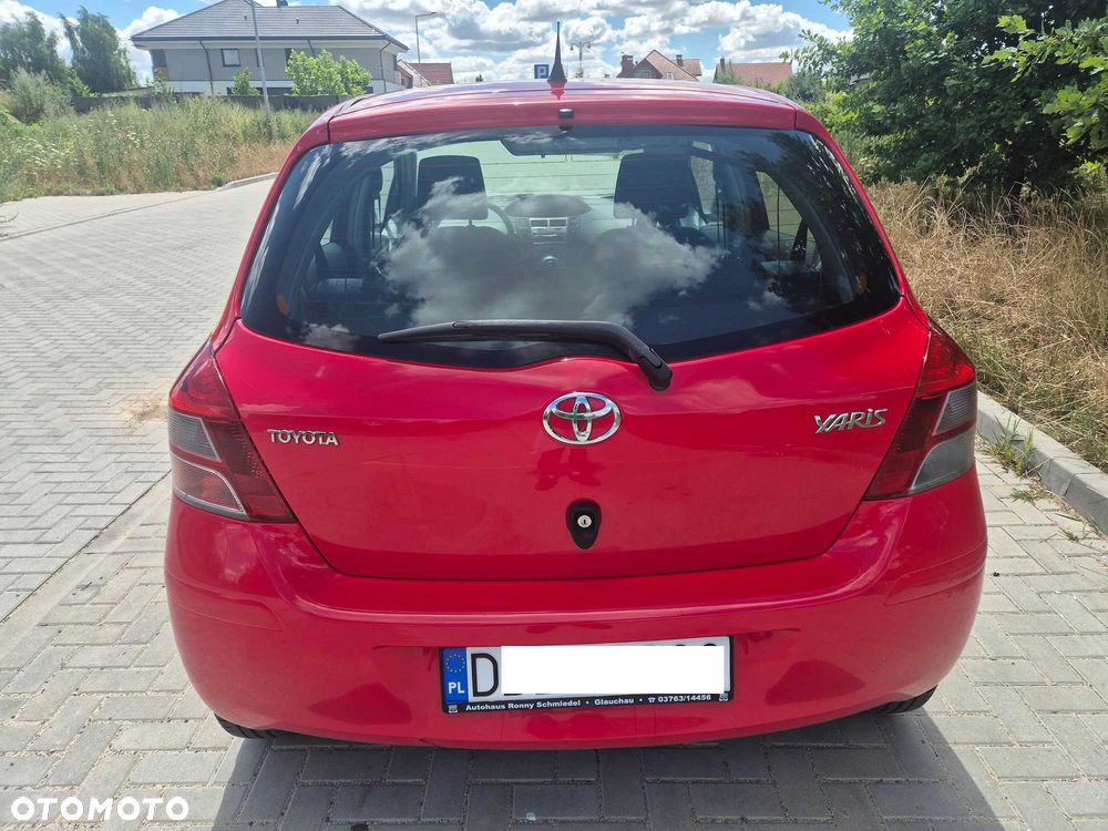 Toyota Yaris - 4