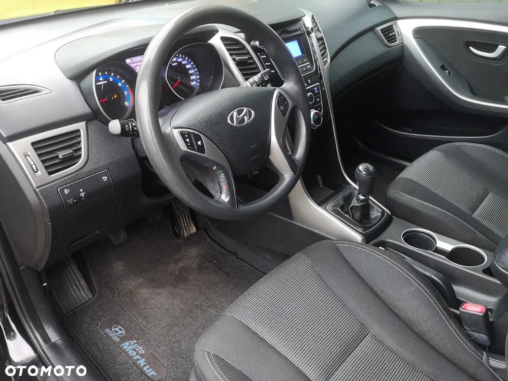 Hyundai i30 1.4 Classic + - 14