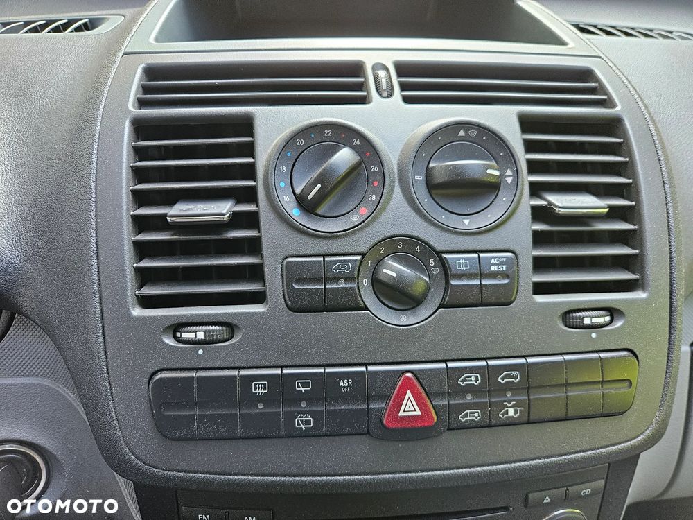 Mercedes-Benz Vito - 13