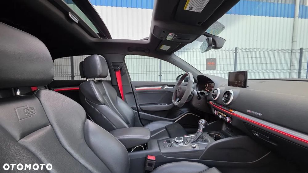 Audi S3 ver-s-tronic - 15