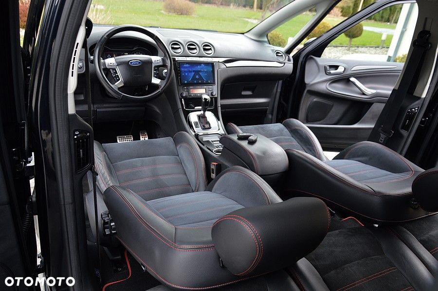 Ford S-Max 2.0 TDCi DPF Titanium X - 24