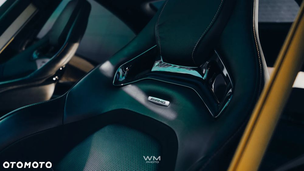 Mercedes-Benz Klasa E AMG 63 S 4Matic AMG Speedshift 9G-MCT Edition 1 - 18