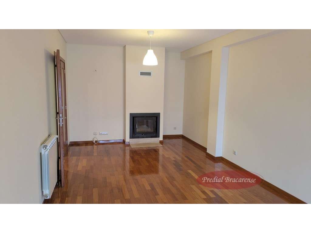 Excelente apartamento T3 , em Nogueira. - Grande imagem: 4/26