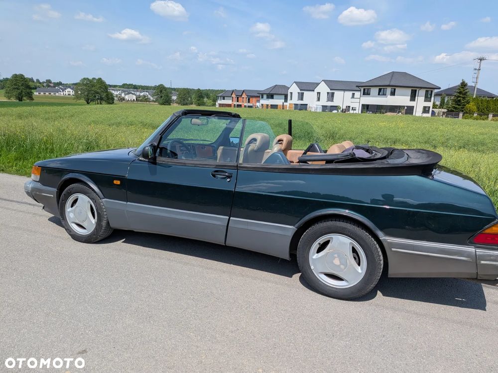 Saab 900 - 1