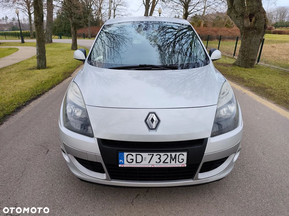 Renault Scenic 1.9 dCi Privilege - 4