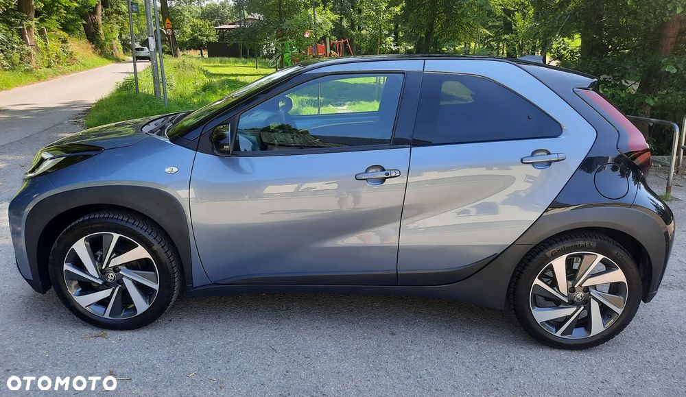 Toyota Aygo X 1.0 VVT-i Limited CVT - 8