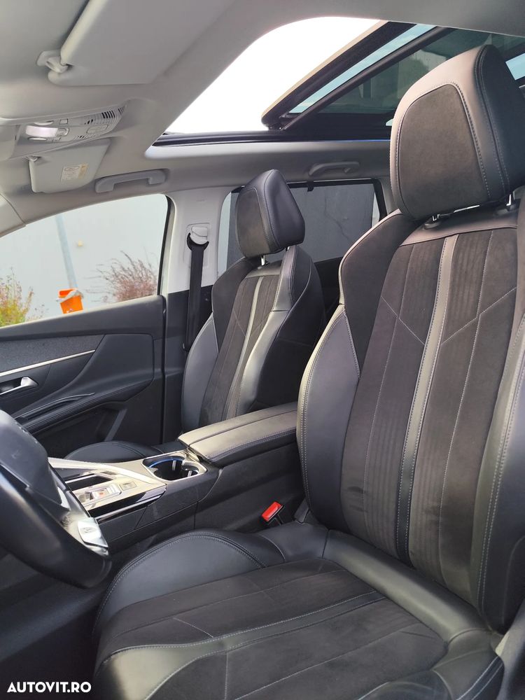 Peugeot 5008 - 11