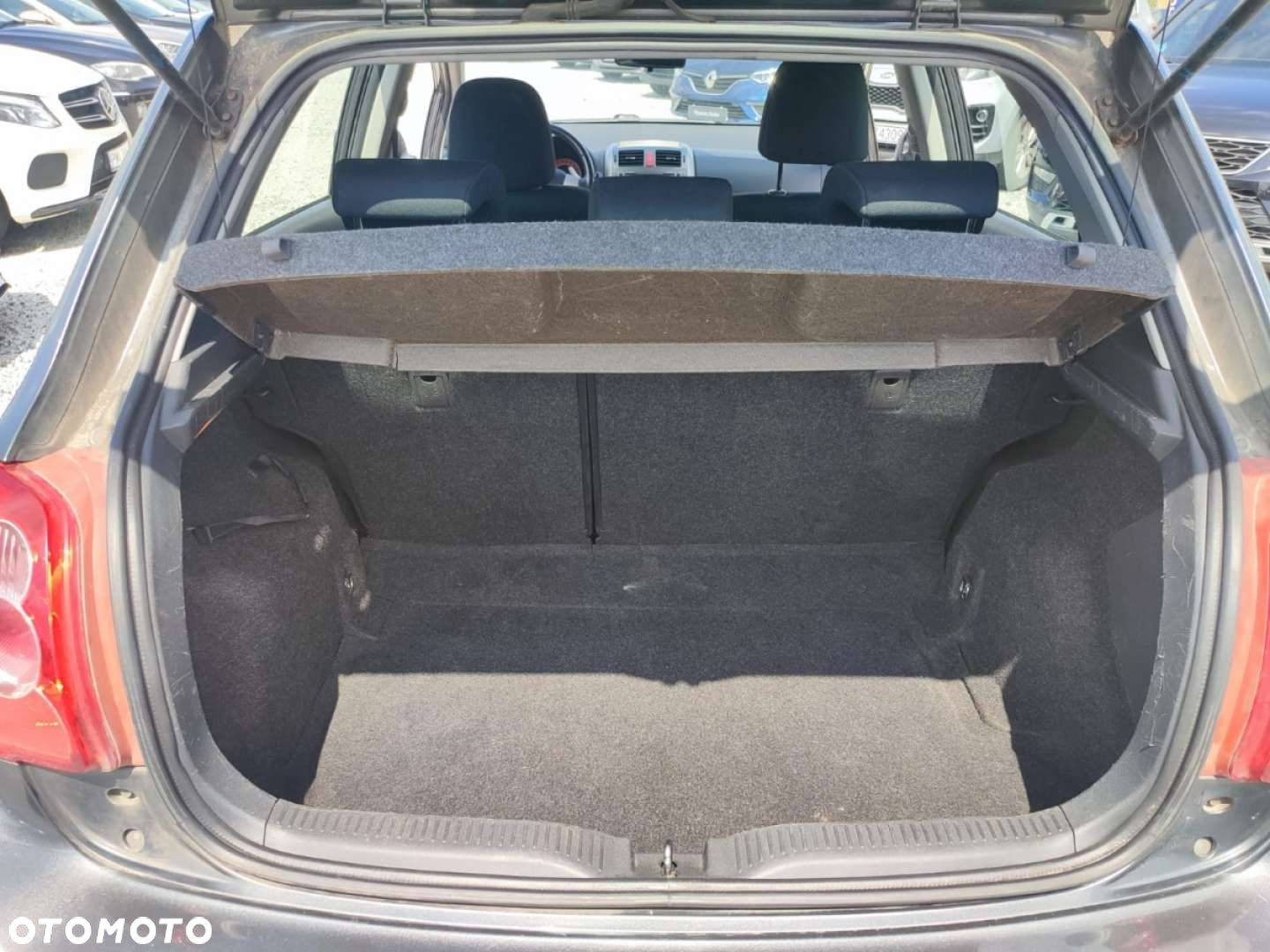 Toyota Auris - 23