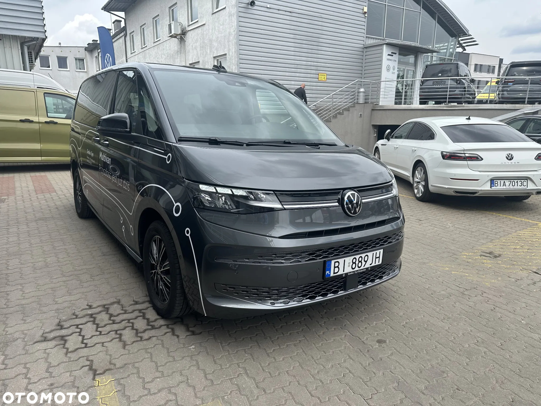 Volkswagen Multivan 2.0 TDI L2 Life DSG - 5