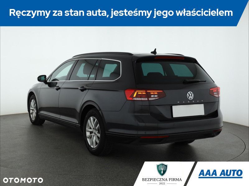 Volkswagen Passat - 5