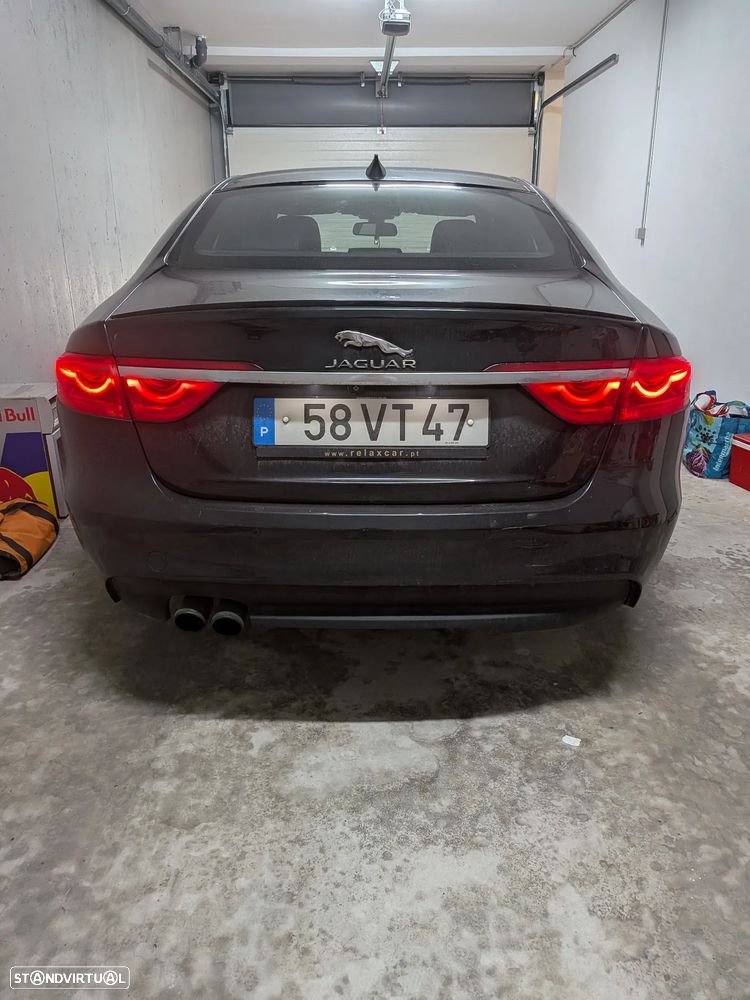 Jaguar XF 20d AWD Aut. R-Sport - 12