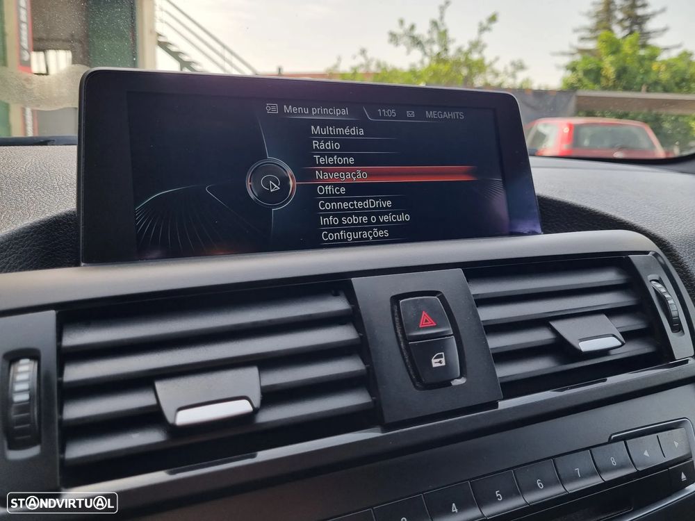 BMW 118 d Pack M - 22