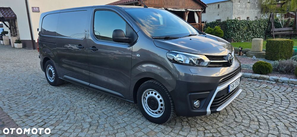 Toyota Proace - 2