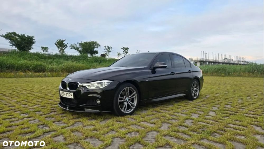 BMW Seria 3 320d Edition M Sport Shadow - 2