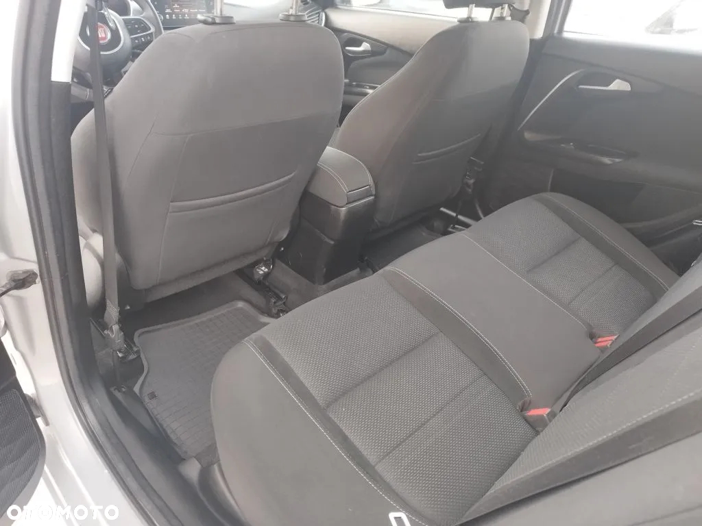 Fiat Tipo 1.6 MultiJet 16v Sport - 10