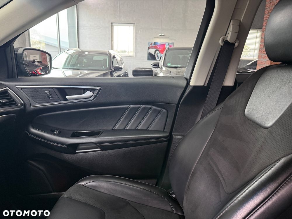 Ford Edge 2.0 TDCi Bi-Turbo 4x4 ST-LINE - 31