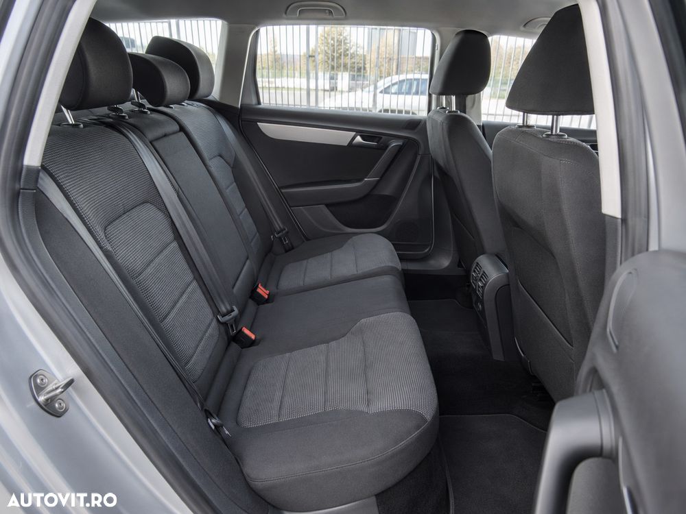 Volkswagen Passat 2.0 TDI BlueMotion Technology DSG Comfortline - 7