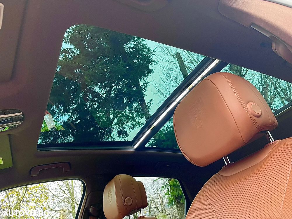 Porsche Cayenne - 10