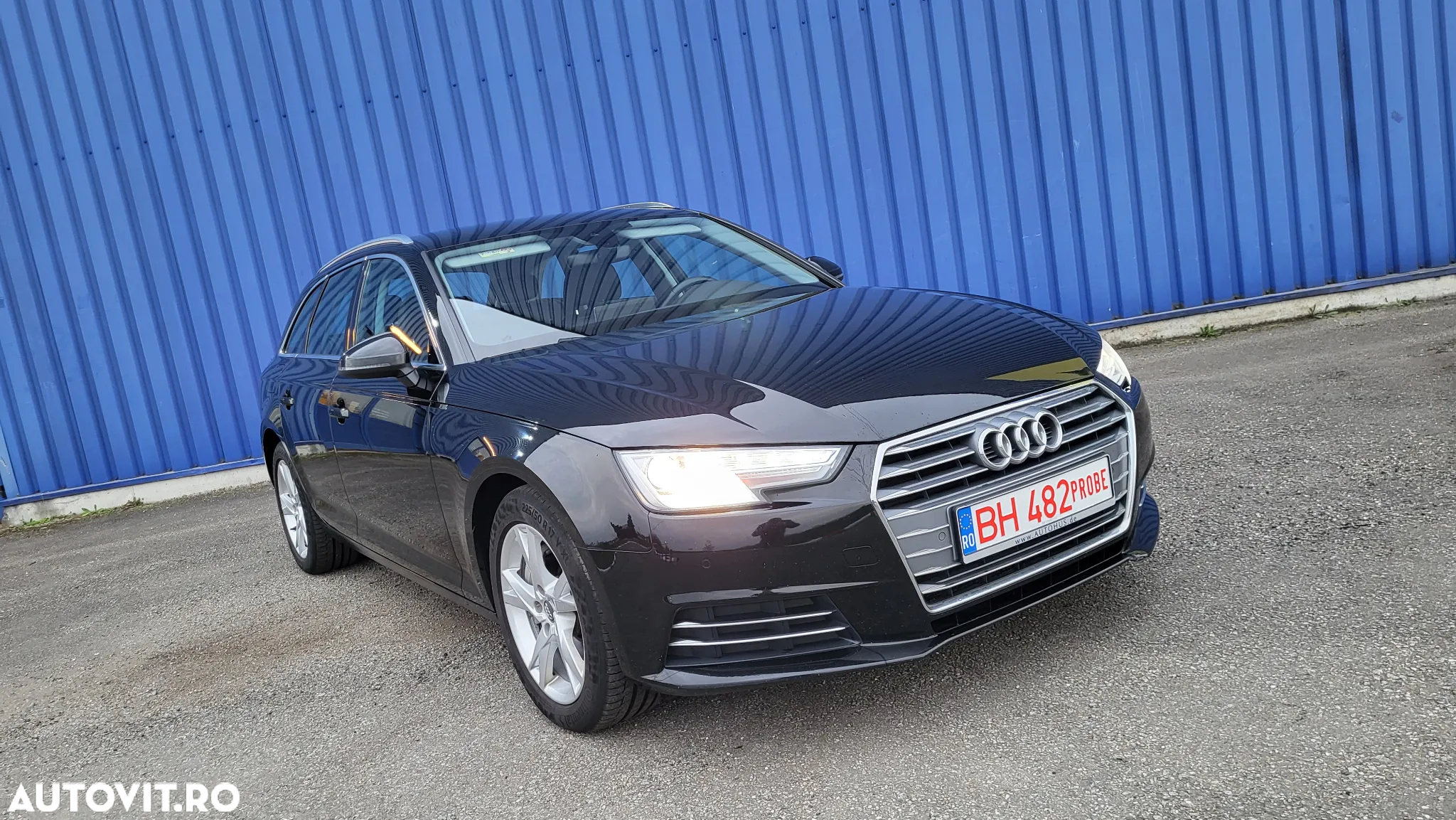 Audi A4 Avant 2.0 40 TDI S tronic S Line - 11