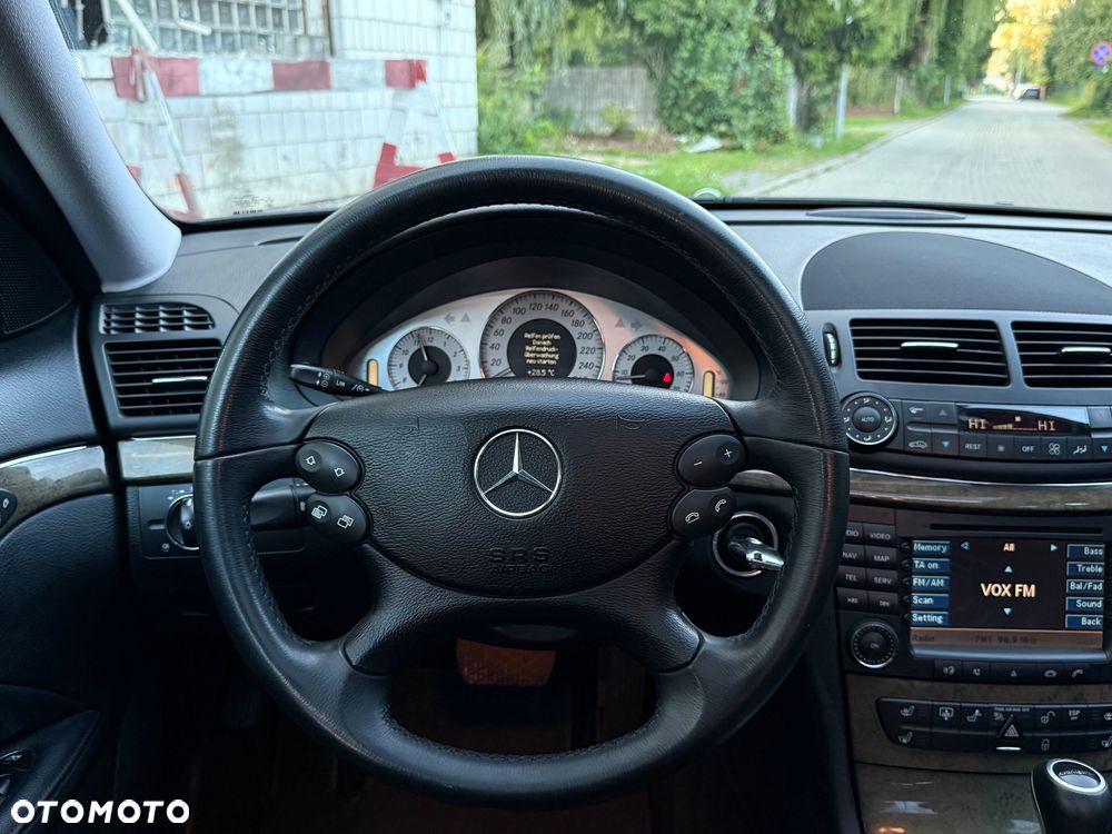 Mercedes-Benz Klasa E 350 Avantgarde - 17