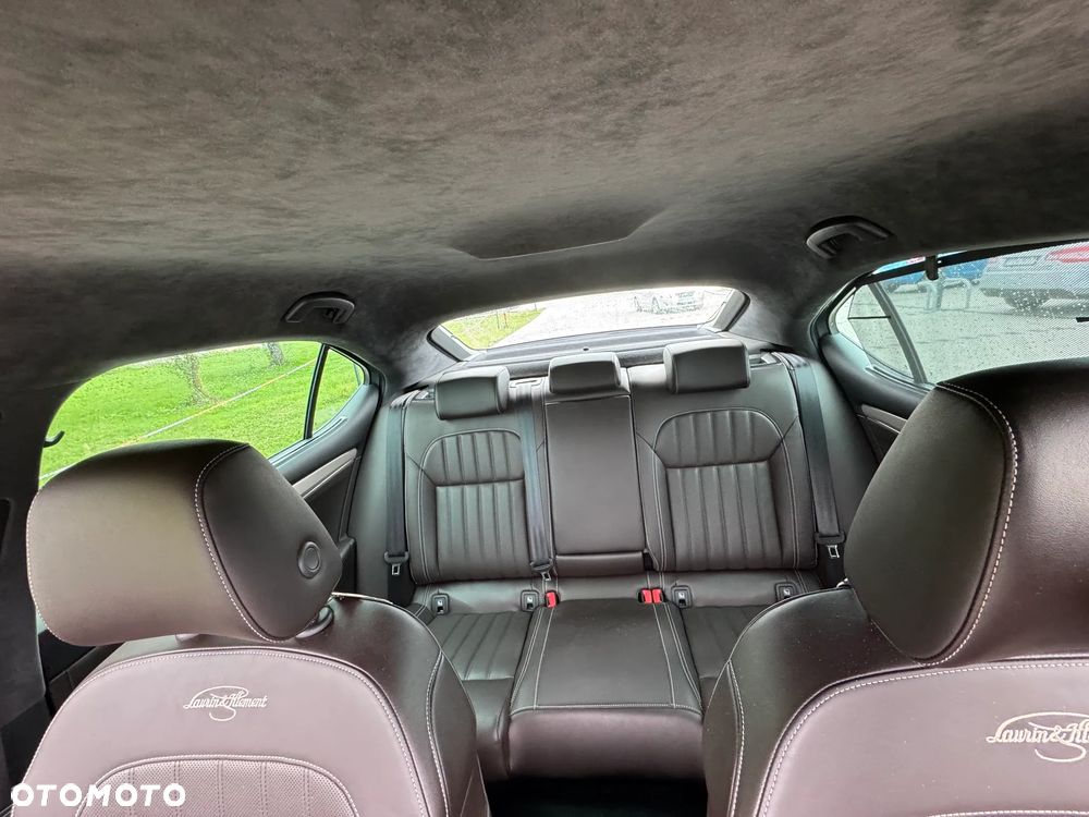 Skoda Superb 2.0 TSI L&K DSG - 14