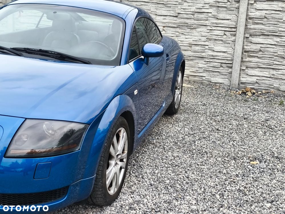 Audi TT Coupé 1.8T Quattro - 12