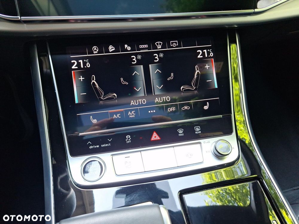 Audi Q7 55 TFSI mHEV Quattro S Line Tiptr - 23