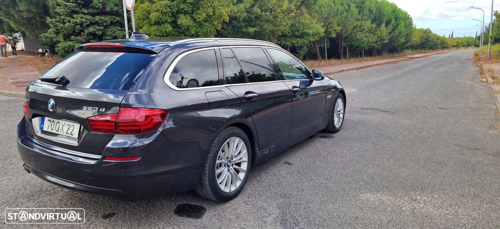 BMW 520 d xDrive Line Luxury Auto - 2