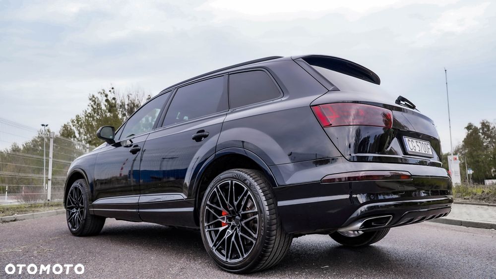 Audi Q7 - 17