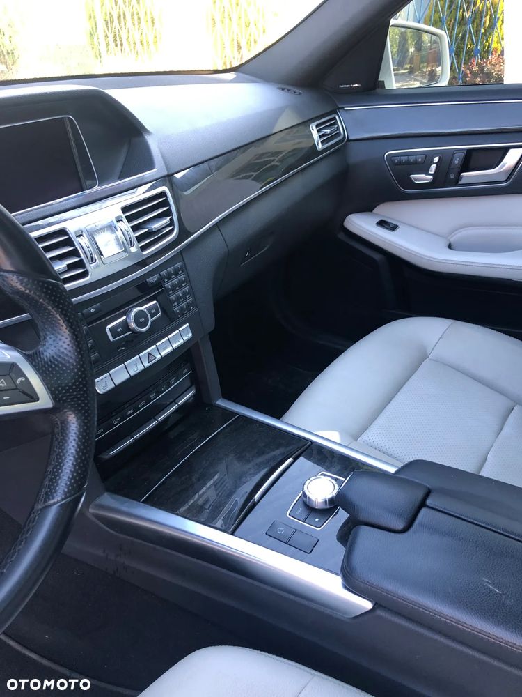 Mercedes-Benz Klasa E 350 4-Matic Elegance - 9