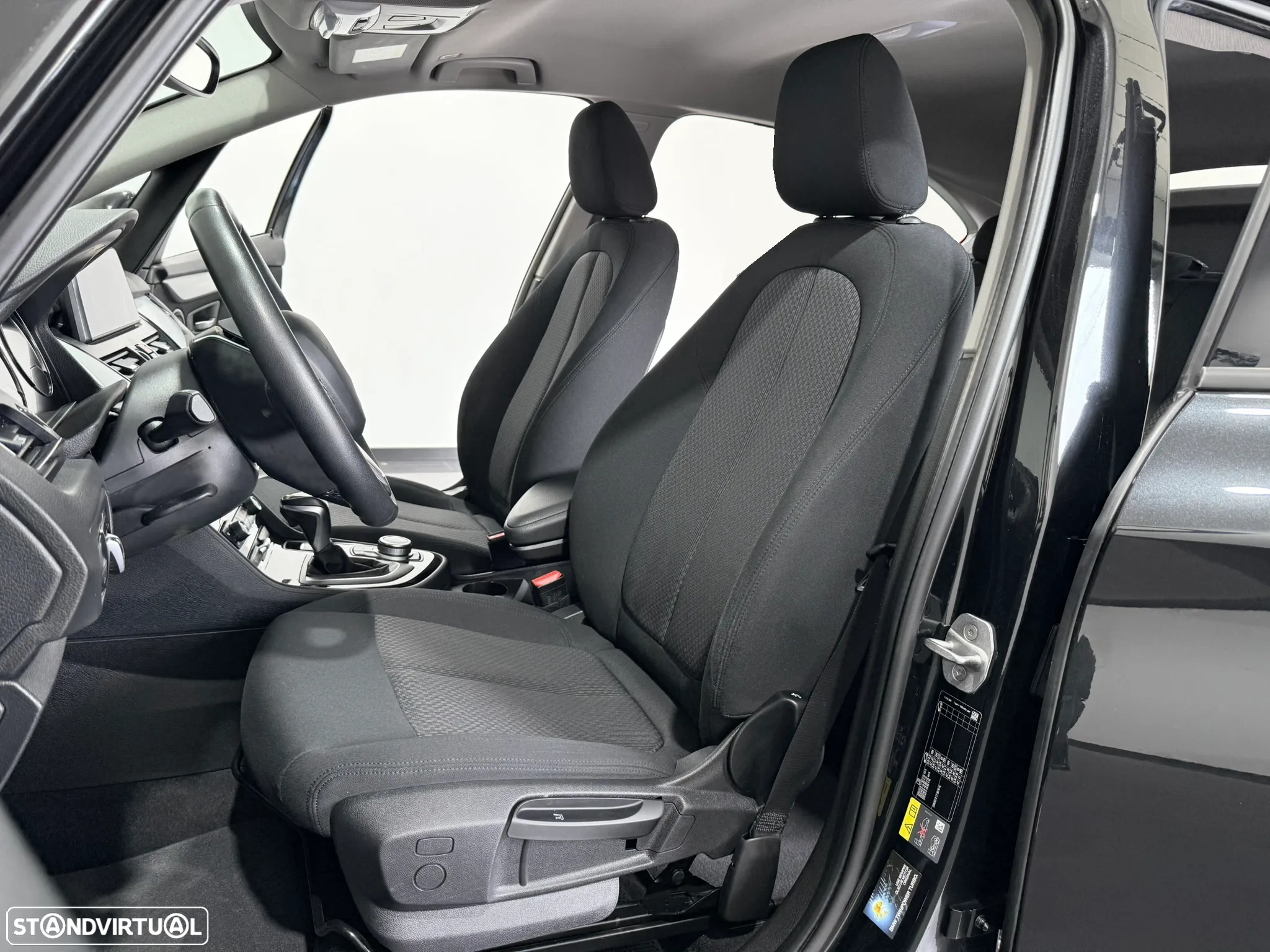 BMW 225xe Active Tourer Advantage - 37