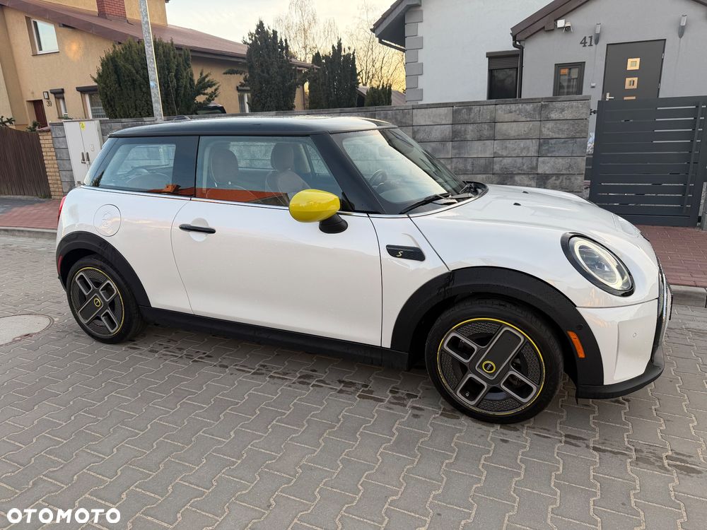 MINI Cooper SE Essential Trim - 4