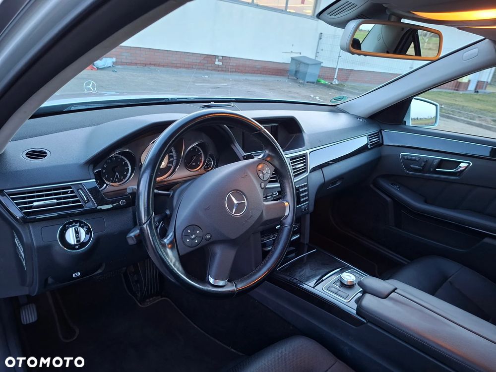 Mercedes-Benz Klasa E 500 7G-TRONIC Avantgarde - 5