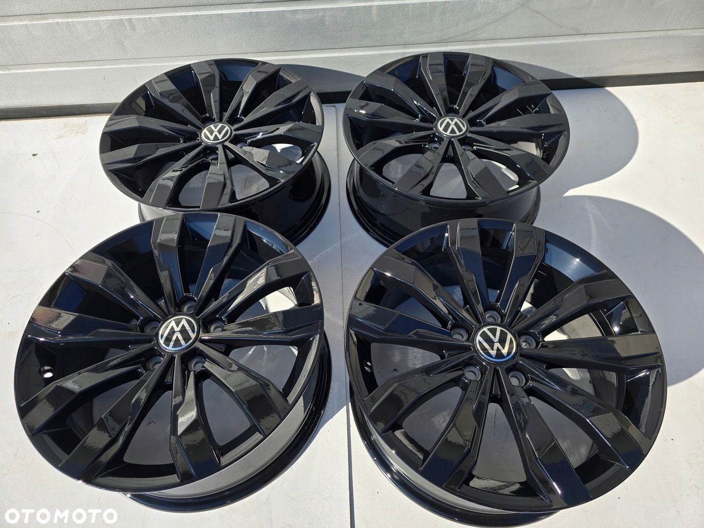 VW T-ROC PASSAT B7 GOLF VI VII CADDY TOURAN 5X112 ET45 4X - 2