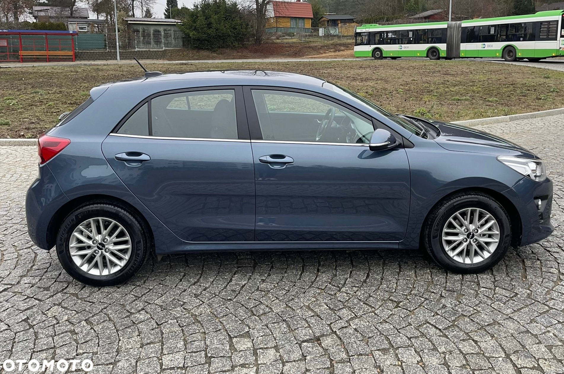 Kia Rio - 27