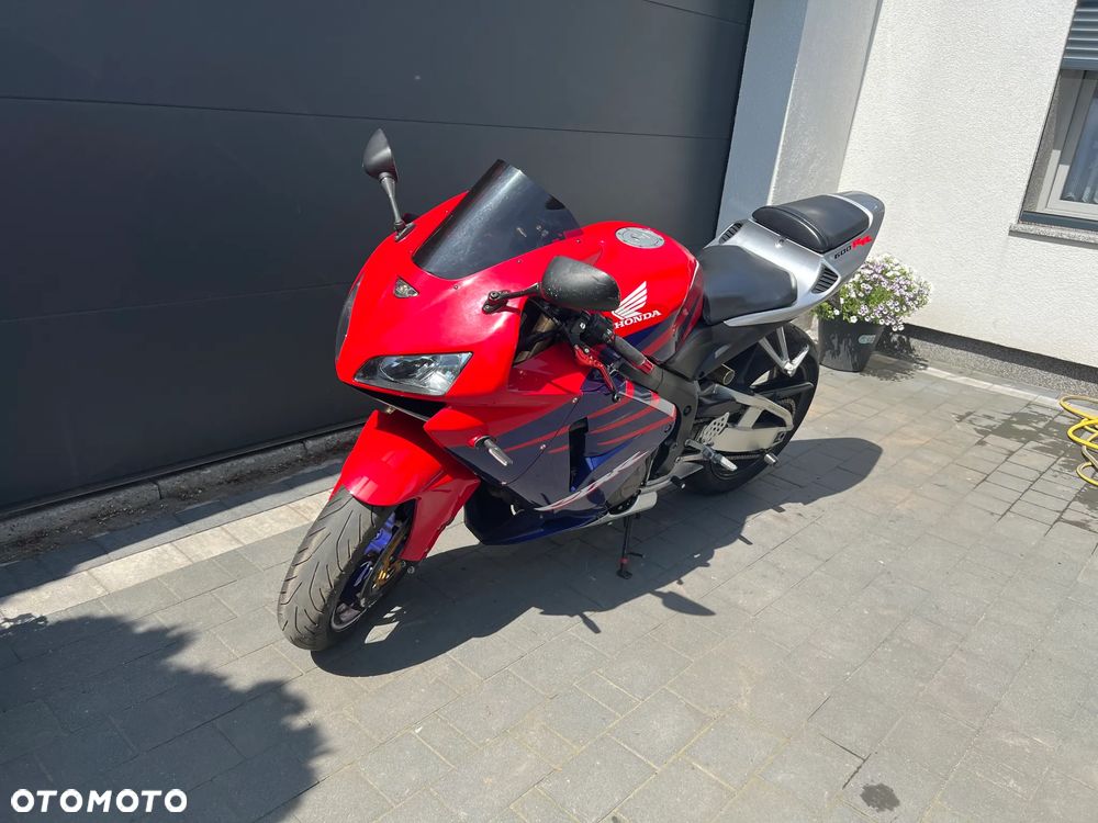 Honda CBR - 6