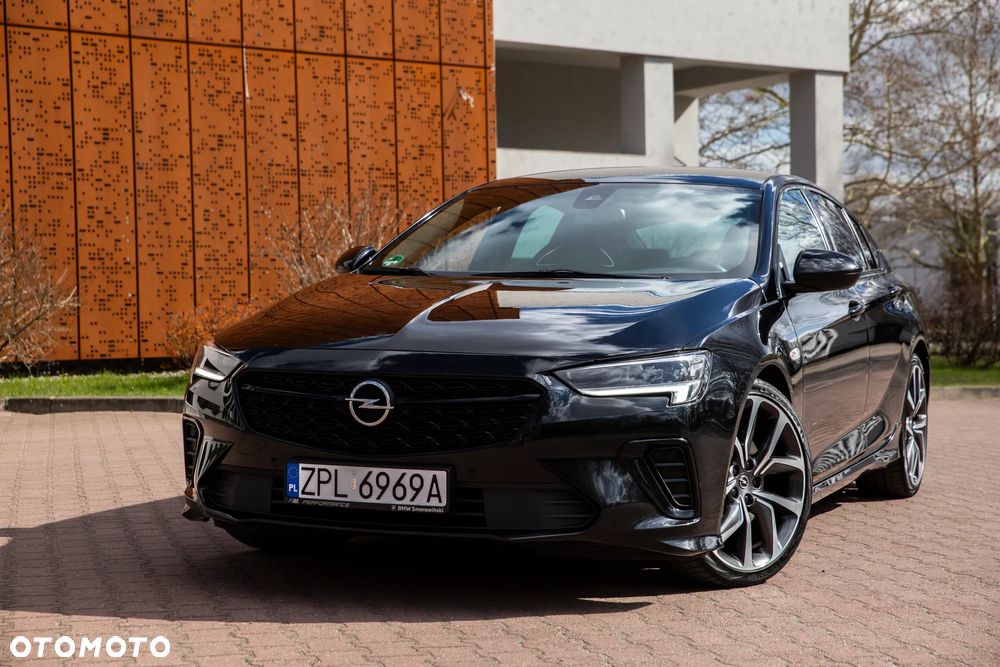 Opel Insignia 2.0 Direct InjectionTurbo GSI - 4