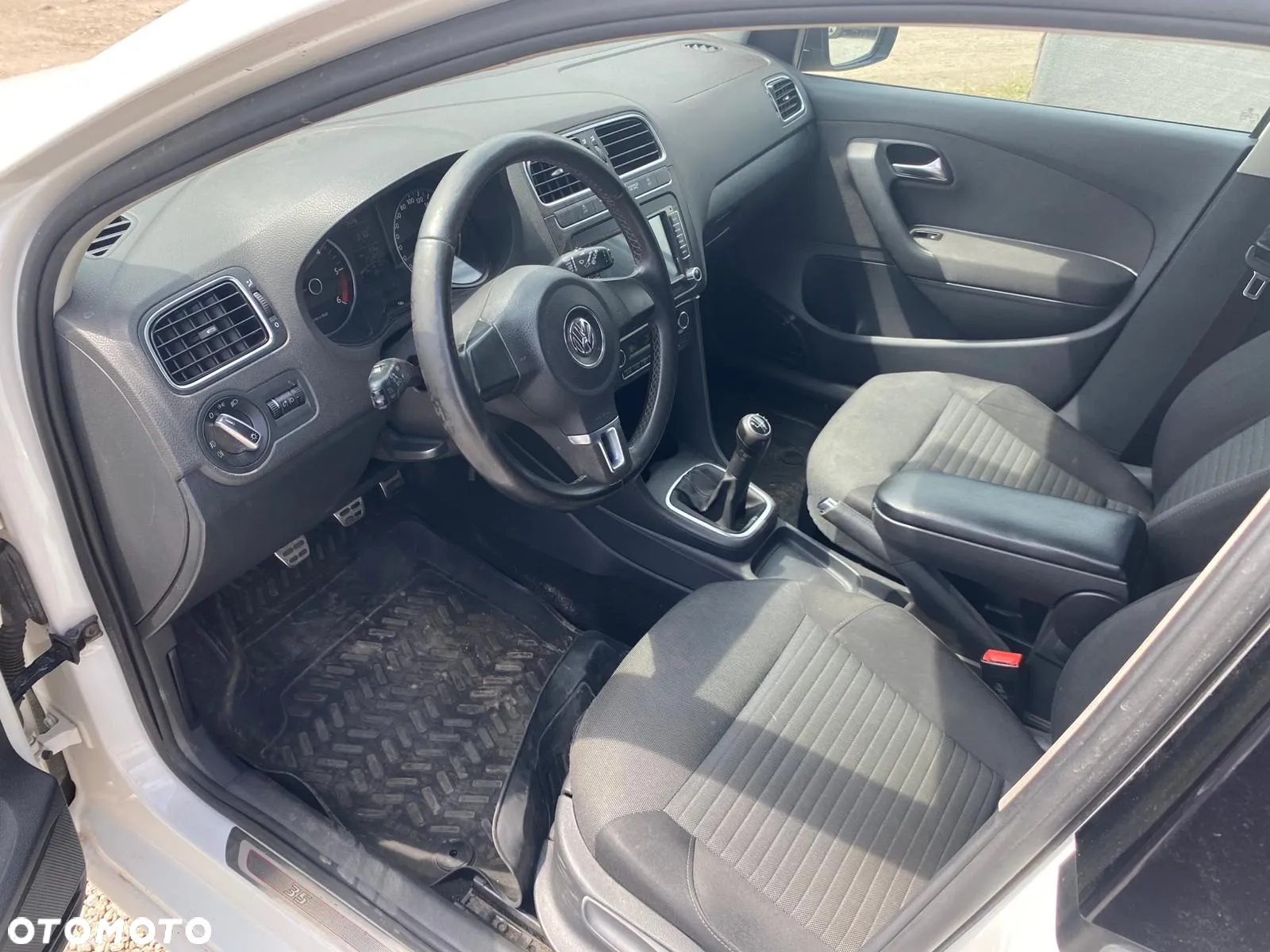 Volkswagen Polo 1.6 TDI DPF Comfortline - 5