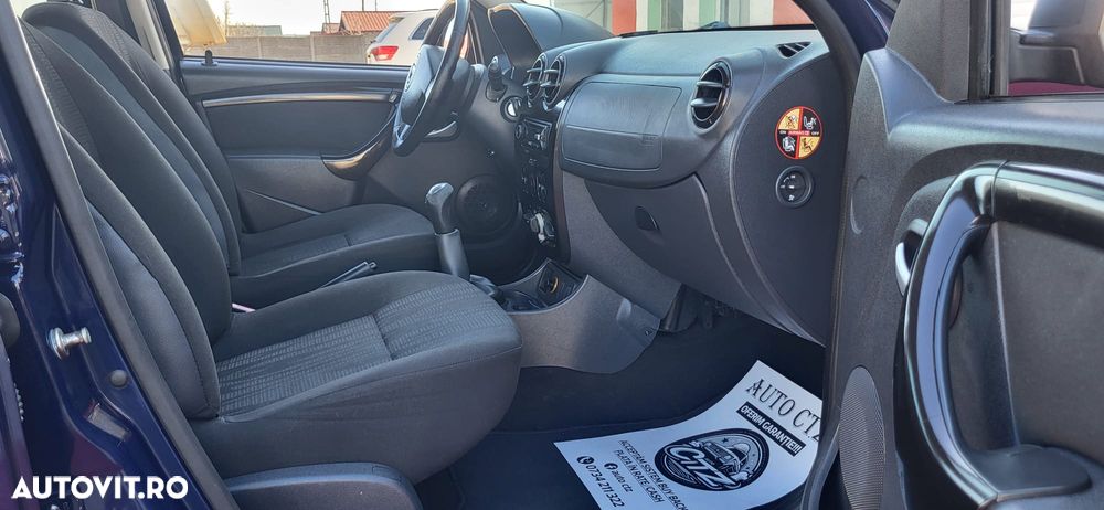 Dacia Duster 1.6 16V 4x2 Ambiance - 27