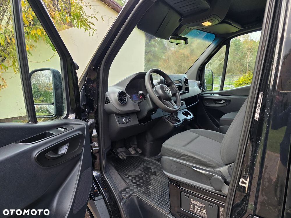 Mercedes-Benz Sprinter - 7
