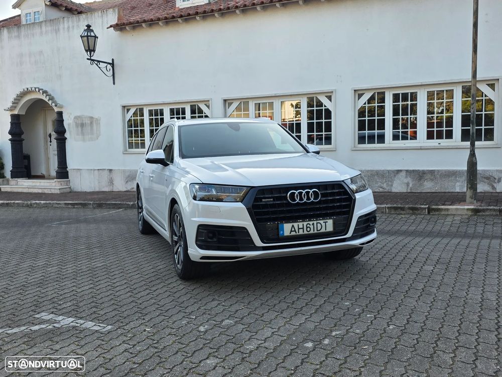 Audi Q7 3.0 TDI quattro S-line Tiptronic 7L - 3