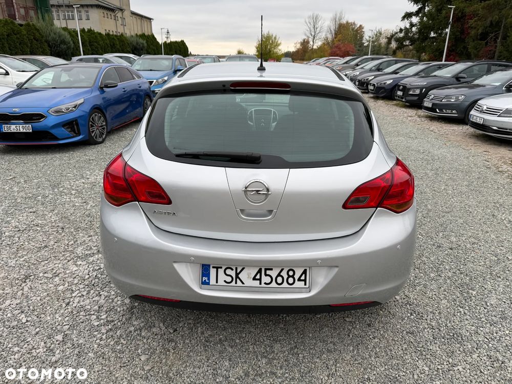 Opel Astra - 6