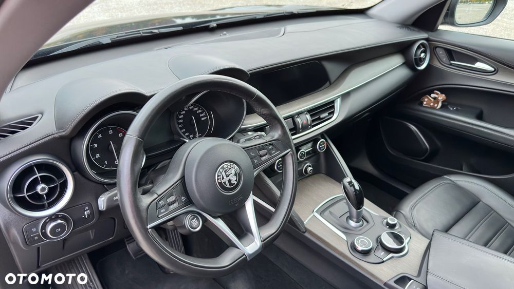 Alfa Romeo Stelvio 2.0 Turbo Executive Q4 - 7