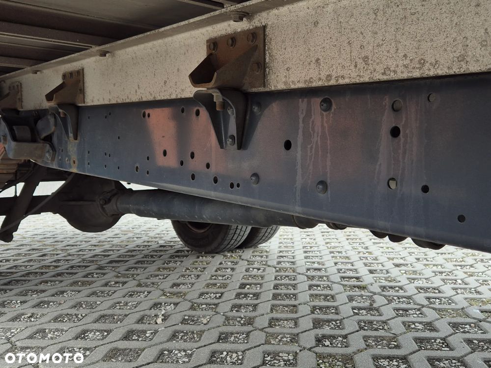 Iveco Daily 35C16, firana, kontener 8PAL, Winda 750KG, klimatyzacja - 11
