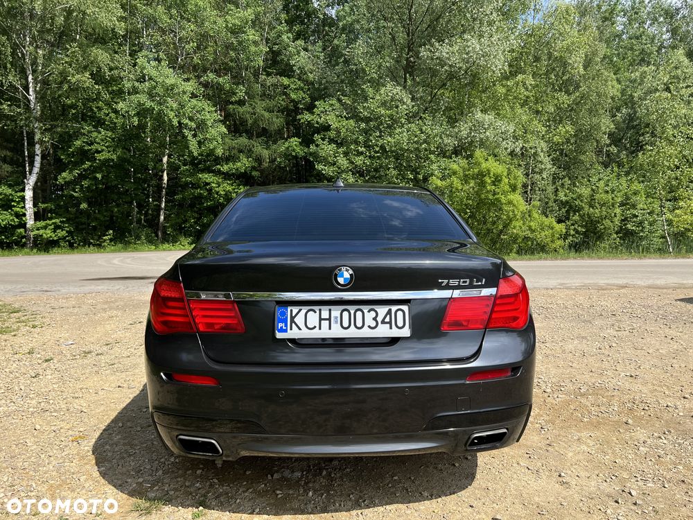 BMW Seria 7 750i L xDrive - 4