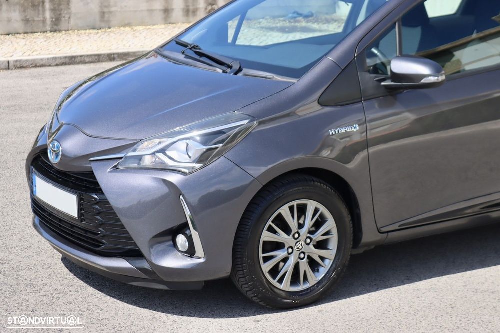 Toyota Yaris 1.5 HSD Exclusive - 11