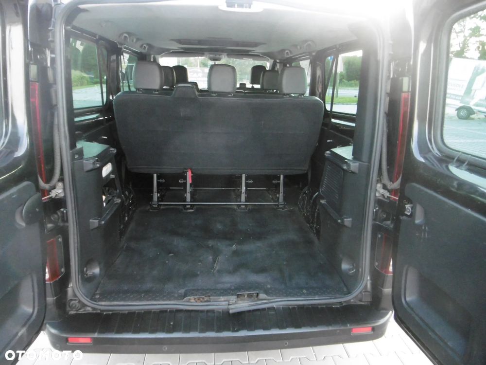 Renault Trafic Grand Passenger 3,0t Business - 22
