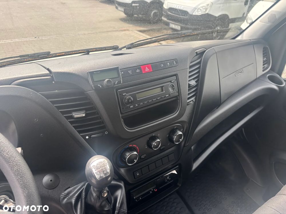 Iveco IVECO DAILY 50c15  DMC 3500 KG W OFERCIE OK 70 SZTUK FURGON KONTENER CHLODNIA WYWROT PODWOZIE DO ZABUDOWY 35c15 - 11