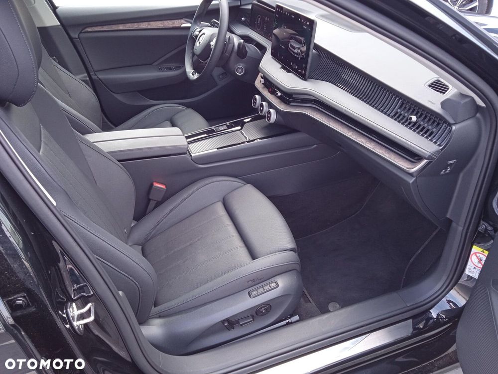 Skoda Superb 2.0 TDI SCR 4x4 L&K DSG - 16