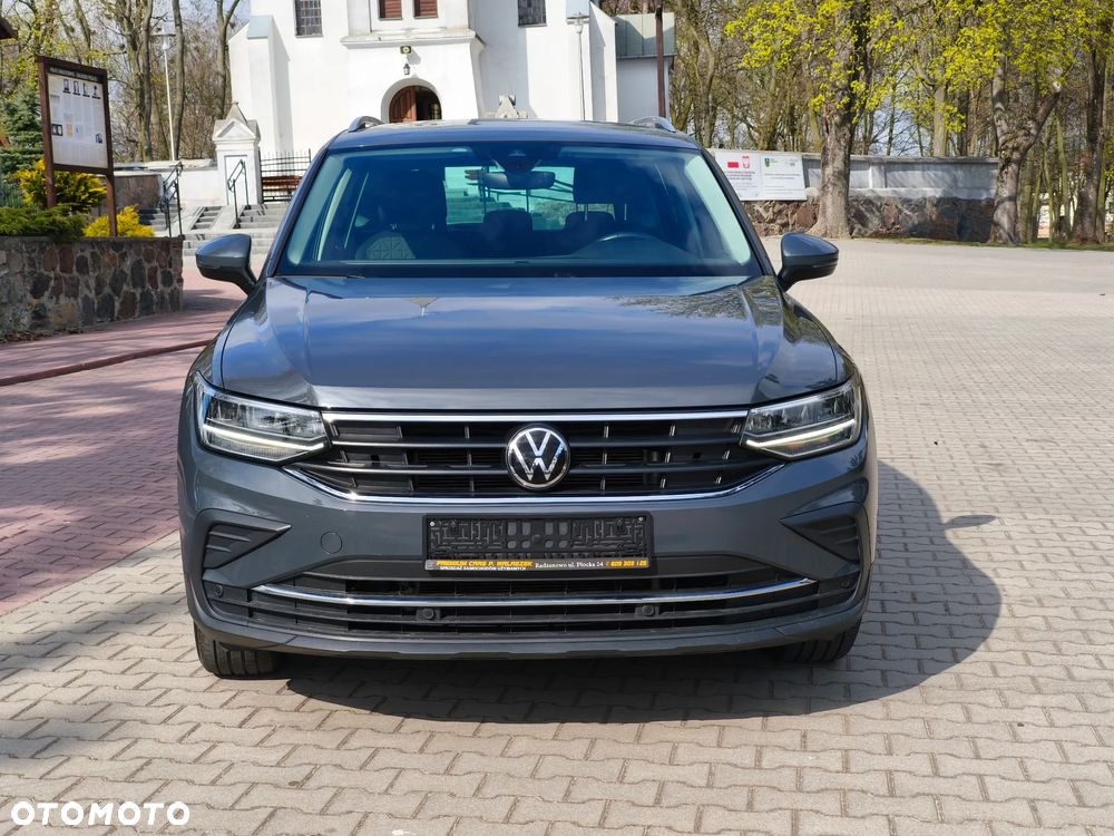 Volkswagen Tiguan - 9